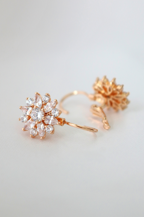 Flower Earrings 18 Karats Gold Plated